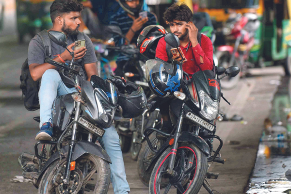 Gig workers will lose their livelihoods because of Delhi’s EV transition, cries IAMAI