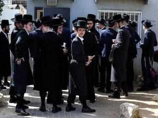 Israeli PM presses bill on drafting ultra-Orthodox Jews into military