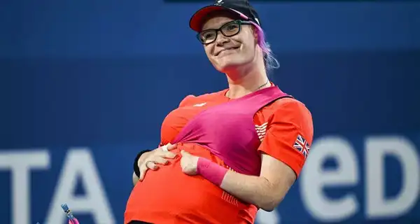 Jodie Grinham breaks barriers: First pregnant paralympic medalist | EconomicTimes