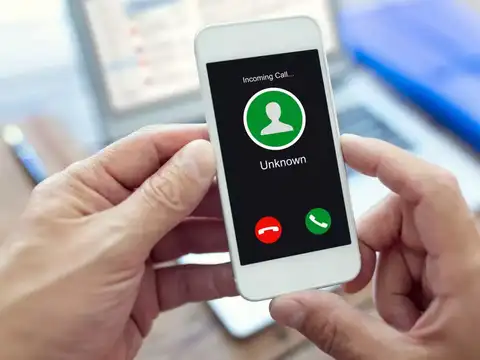 How to block a number on WhatsApp