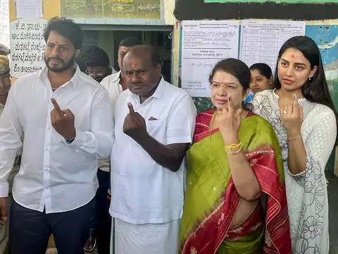 ​HD Kumaraswamy​
