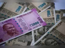 Rupee ends flat; investors brace for US inflation data