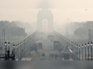 Delhi summer dust