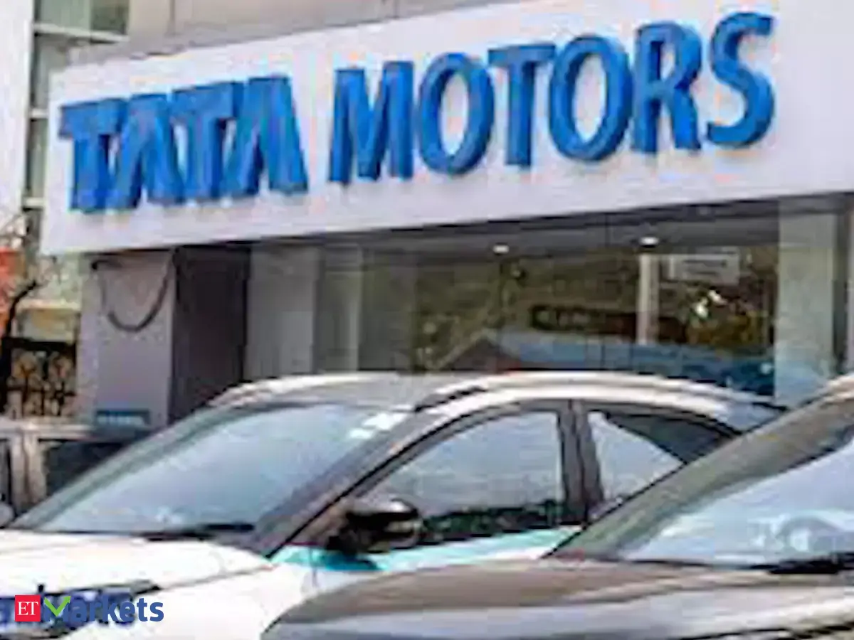 yoy: Tata Motors Q4 Results: Net profit at Rs 5,408 crore; revenue ...