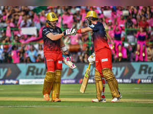 Jaipur: Royal Challengers Bangalore batters Faf du Plessis and Glenn Maxwell dur...