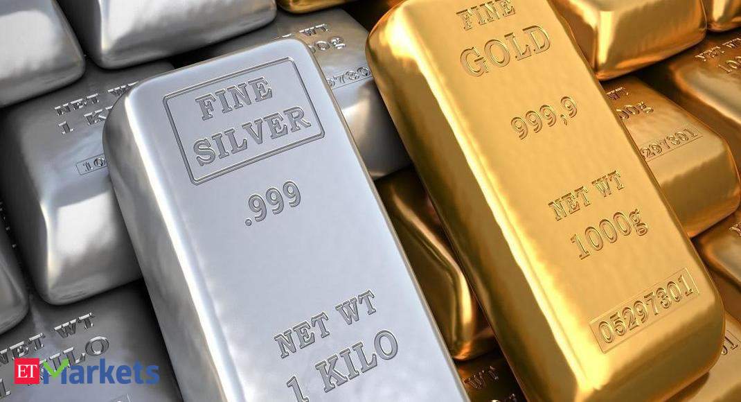 Gold falls Rs 160; silver declines Rs 175