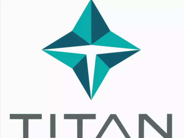 ​Titan Fut: Sell | CMP: Rs 2773.50 | Stop Loss: Rs 2810 | Target: Rs 2701