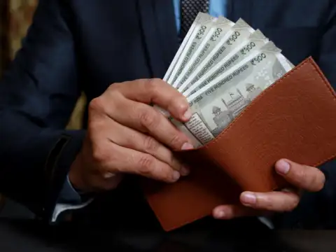 Salary timings
