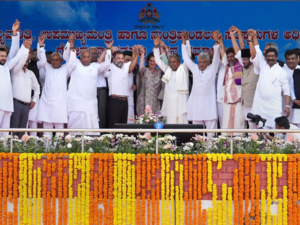 Opposition muscle show at Sidda-DKS swearing-in ceremony