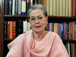 Sonia Gandhi thanks Karnataka people for historic mandate, says 'it's a rejection of divisive politics'