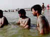 Uttar Pradesh: People take mud bath to get respite from the heat wave in Prayagraj; watch!