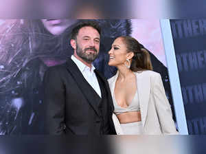 Ben Affleck, Jennifer Lopez caught in love in Los Angeles, declining all speculations surrounding ‘feud’