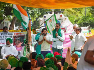 New Delhi: Wrestler Bajrang Punia speaks during the wrestlers' protest, at Janta...