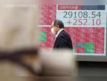 Japan's Nikkei rises for 8th day on optimism for better returns to investors