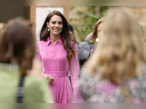 Kate Middleton attends 'Chelsea Flower Show', enjoys time with school kids