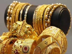 Revenue of organised gold jewellery retailers to rise 23-25 pc in 2022-23: Crisil