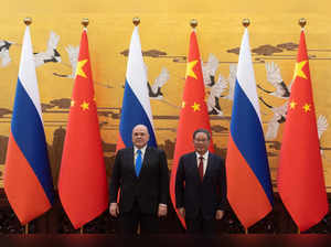 Russian PM Mikhail Mishustin and Chinese Premier Li Qiang