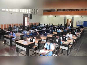 Bhopal:Students at the Higher Secondary Examinations of the Madhya Pradesh Board of Secondary Education in Bhopal on Thursday February 17,2022.(PHOTO:IANS/Hukum Verma)