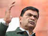 Government crackdown soon on developers of delayed power projects: R K Singh