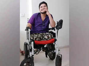 Suraj Tiwari who lost his legs, arm in accident cracks UPSC civil services