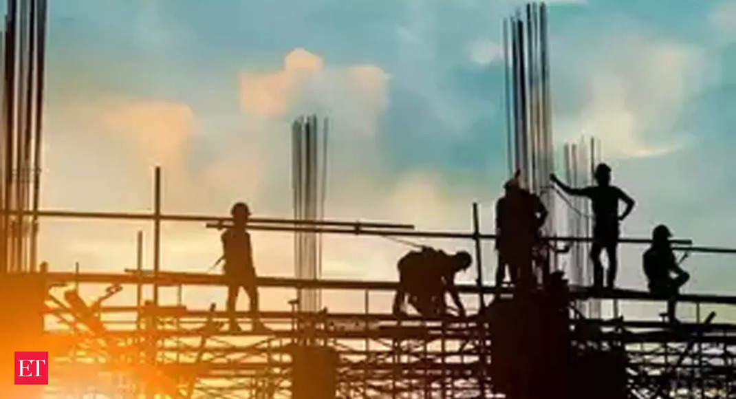 384 infra projects showed cost overruns of Rs 4.66 lakh crore in March quarter