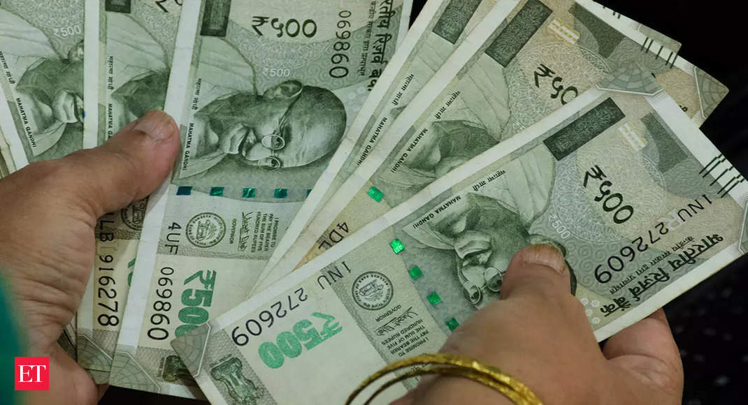 Farzi 500: India's counterfeit note fight continues