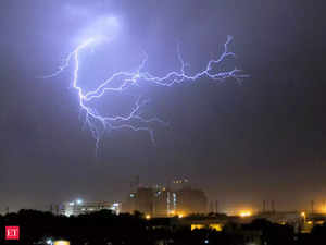 Thunderstorm, rain hit Delhi; max temp likely to remain below 40 degrees till June 5