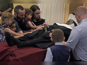 Missouri: Nun’s body which showed little decay since death in 2019 draws thousands of visitors