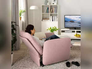 Leather Recliner Sofa to Bring Comfort to Your Reading and Watching TV Time