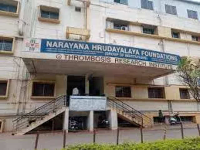 Narayana Hrudayalaya| New 52-week high: Rs 899.75|  LTP: Rs 892.9