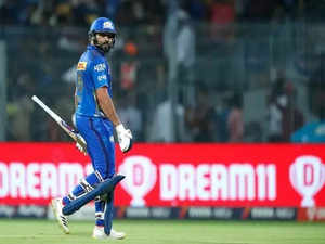 Rohit Sharma took Mumbai Indians to Qualifiers with astute captaincy: Irfan Pathan
