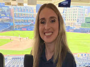 Sarah Langs showered with love on Lou Gehrig Day; Here’s all you need to know about her