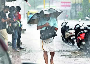 Monsoon misses onset date in Kerala, IMD says rains to hit the state in 3 to 4 days