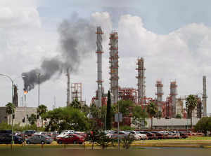 FILE PHOTO_ A general view shows Mexican state oil firm Pemex's Cadereyta refinery in Cadereyta.