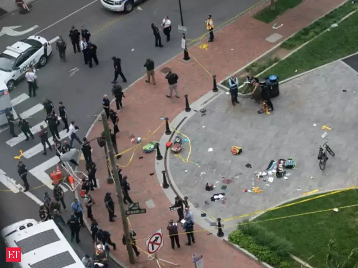 Mass shooting in Virginia: Two dead, five wounded in a shootout at ...