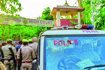 Mukhtar Ansari aide Sanjeev Maheshwari shot dead in Lucknow courtroom
