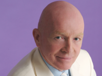 Mind Over Money: What keeps 86-year-old star money manager Mark Mobius mentally fit