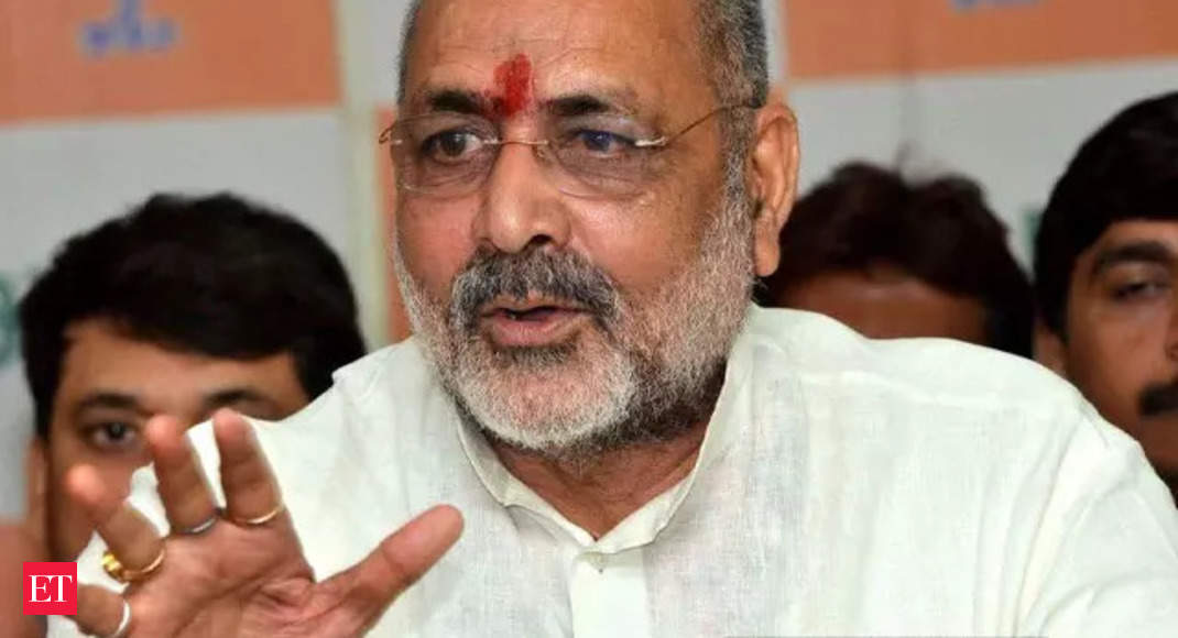 giriraj singh: Godse ‘Saput’ of India: Union Minister Giriraj Singh sparks fresh controversy - The Economic Times Video | ET Now