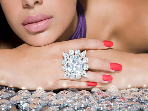 Diamond Jewellery buying guide: Buying Diamond Jewellery? Here is the guide  to choosing the right diamond for yourself - The Economic Times