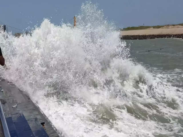 High waves seen at Tithal beach in Gujarat
