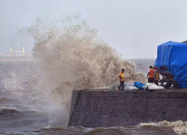 Cyclone Biparjoy: Cyclone picks up speed; heavy rains to lash Saurashtra, Kutch in next 24 hours