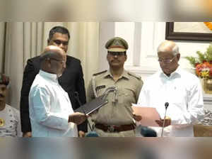 JD(U) MLA Ratnesh Sada takes oath as minister in Nitish Kumar's cabinet