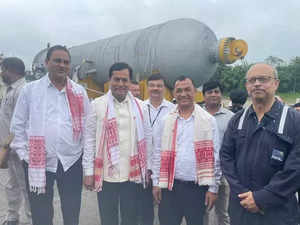 Sarbananda Sonowal receives First Over Dimensional Cargo for Numaligarh Refinery
