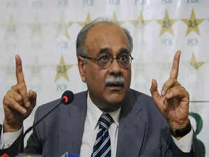 Don't want to be bone of contention between Zardari, Sharif: PCB Chairman withdraws candidacy from election race
