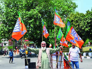 Amid Outreach, BJP Minority Wing Targets Bigger Share in LS Tickets