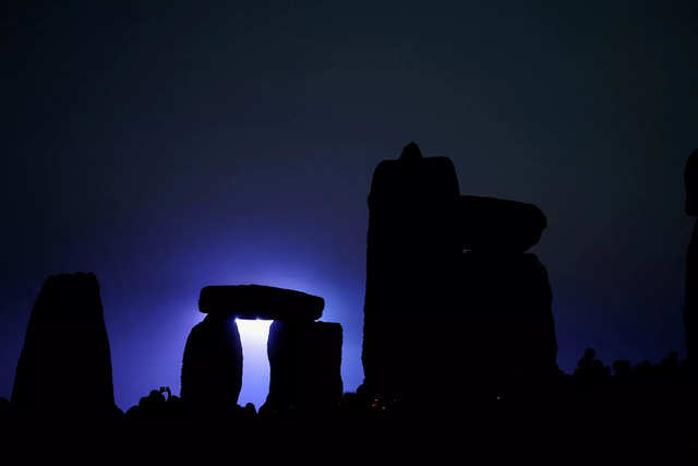 Stonehenge's Sunrise Spectacle