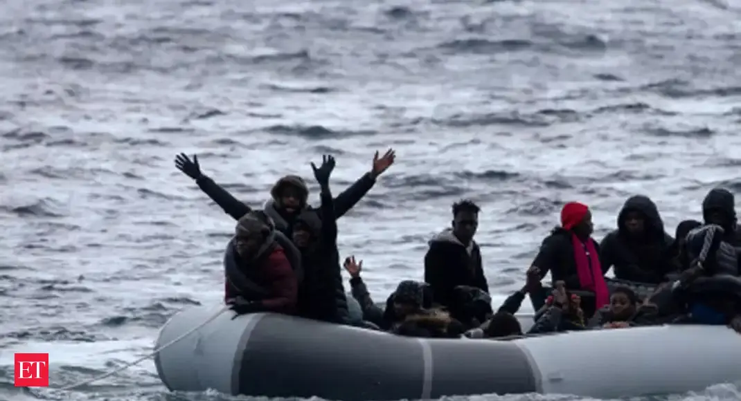spain: More than 30 feared dead as dinghy bound for Spain's Canary Islands sinks: Migrant groups - Vimarsana News