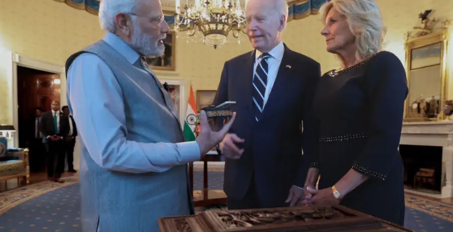 PM Modi Gifts: Green diamond, sandalwood box: PM Modi's gifts to Biden ...