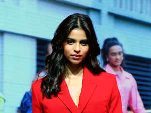 Suhana Khan bags her first endorsement deal, becomes the new face of Maybelline