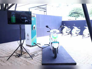 Electric-2 wheeler that charges within 12 minutes arrives in India